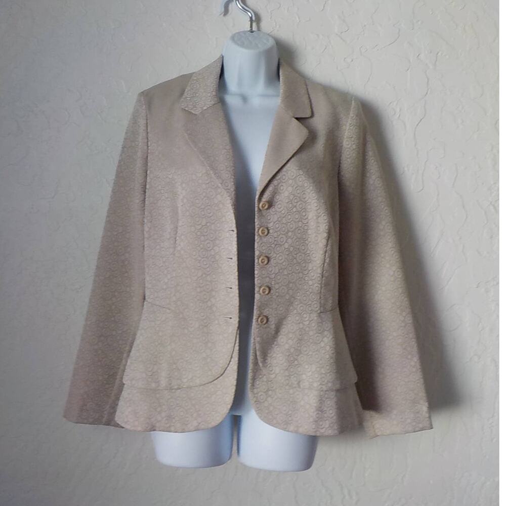 VTG First Lady Silky Beige Blazer Women size 10 Button Up Double Ruffle Hem Job